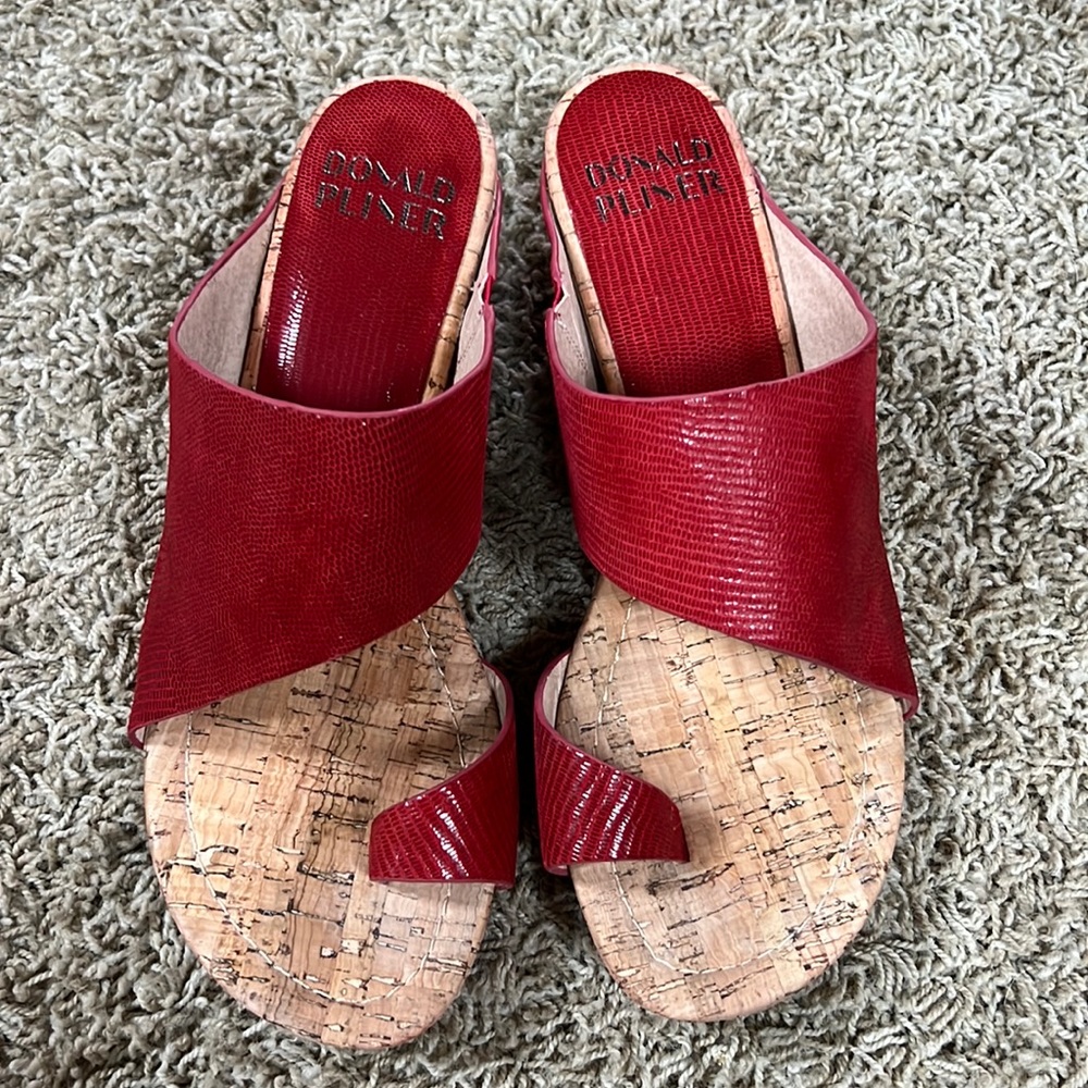 Donald Pliner sandals